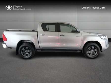2024 Toyota Hilux - photo 3