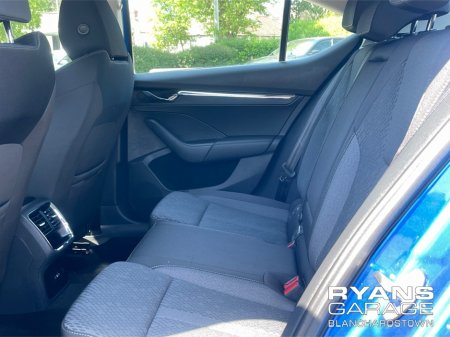 2022 Skoda Octavia - photo 12