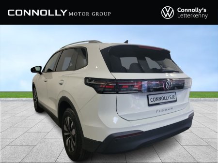 2026 Volkswagen Tiguan - photo 2