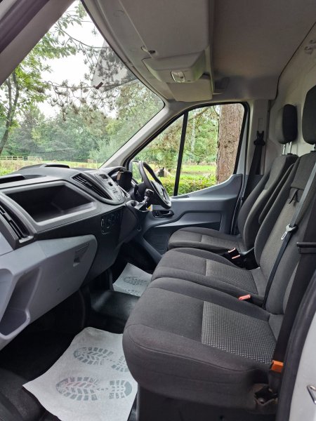 2020 Ford Transit - photo 9