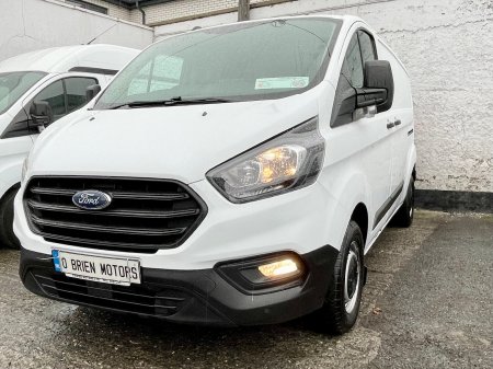2023 Ford Transit Custom - photo 28
