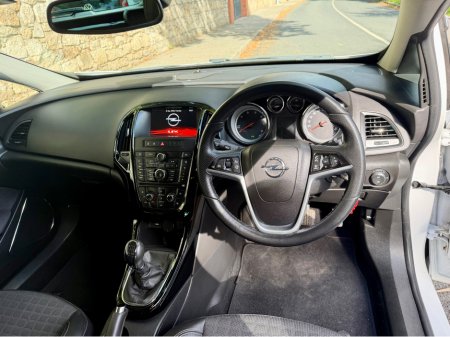 2016 Opel Astra - photo 18