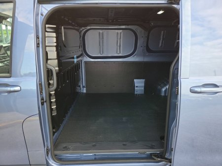 2027 Maxus DELIVER 7 - photo 24