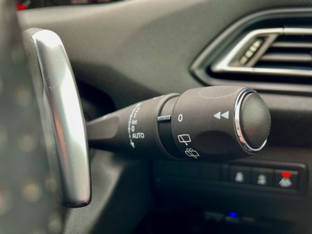2018 Peugeot 308 - photo 32