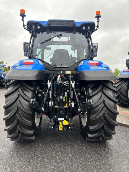0 New Holland T6.180 - photo 4