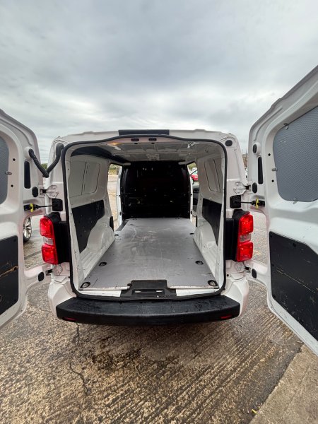 2020 Opel Vivaro - photo 8