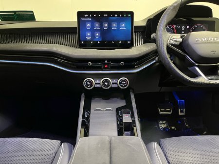 2026 Skoda Superb - photo 8