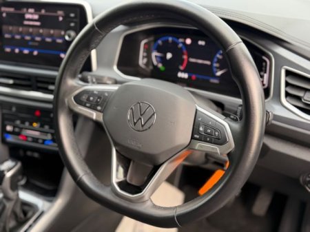 2023 Volkswagen T-Roc - photo 8