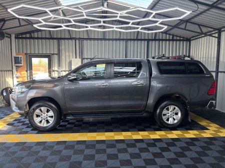 2016 Toyota Hilux - photo 4