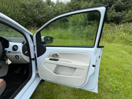 2013 Volkswagen up! - photo 15