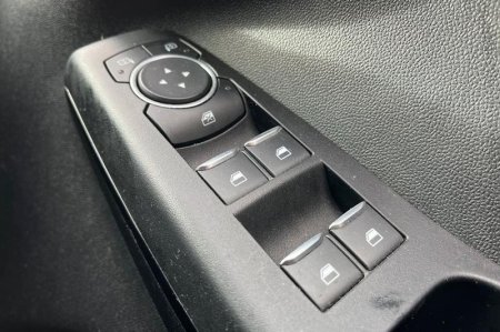 2019 Ford Fiesta - photo 16
