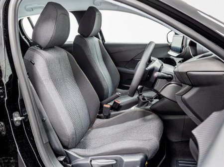 2026 Peugeot 208 - photo 3