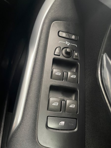 2017 Volvo V40 - photo 14