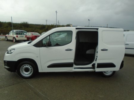 2022 Toyota Proace City - photo 10