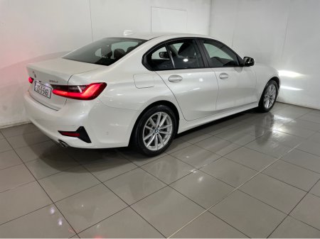 2021 BMW 3-Series - photo 3