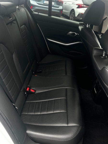2019 BMW 3-Series - photo 8