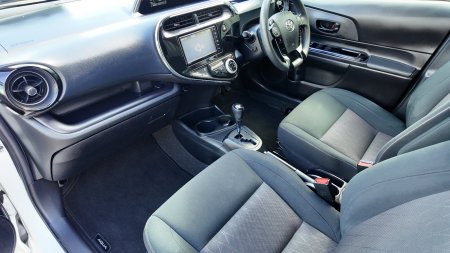 2020 Toyota Aqua - photo 15