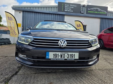 2019 Volkswagen Passat - photo 2