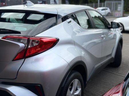 2017 Toyota C-HR - photo 10