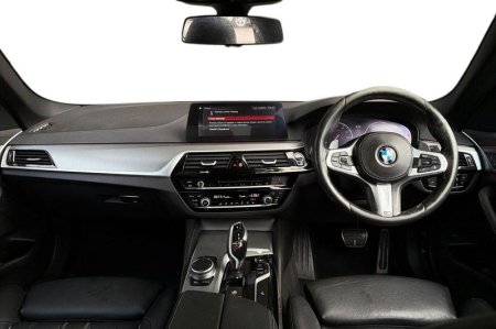 2019 BMW 5-Series - photo 10