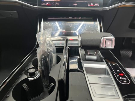 2024 Audi A8 - photo 13