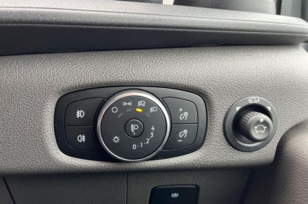 2025 Ford Transit - photo 17