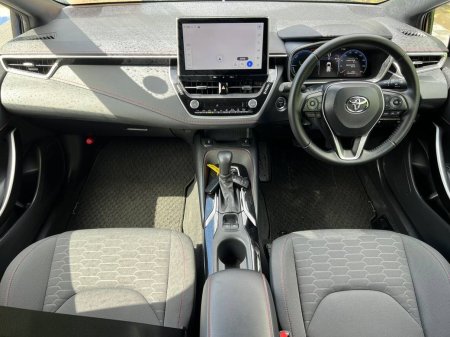 2025 Toyota Corolla - photo 10