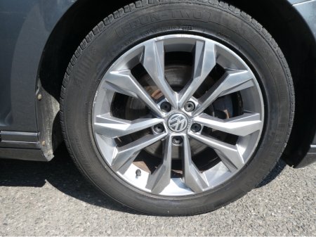 2015 Volkswagen Passat - photo 25