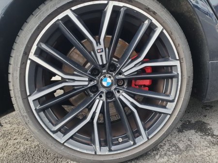 2022 BMW 5-Series - photo 14