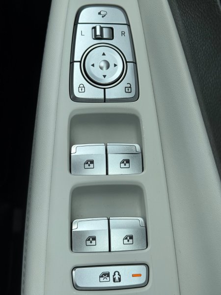2023 Hyundai Santa Fe - photo 30