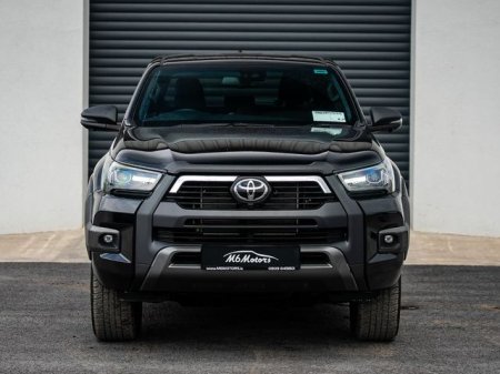 2026 Toyota Hilux - photo 2