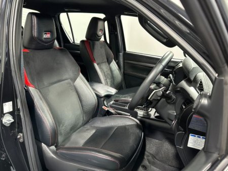 2024 Toyota Hilux - photo 9
