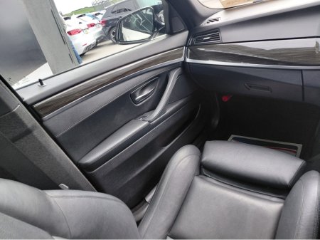 2017 BMW 5-Series - photo 14