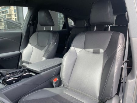 2025 Lexus RX450H+ - photo 16