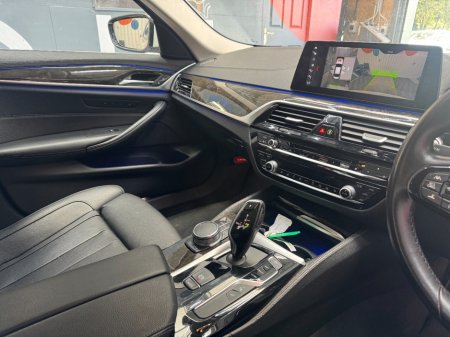 2017 BMW 5-Series - photo 14