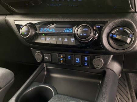 2026 Toyota Hilux - photo 16