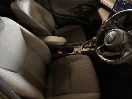 2026 Toyota Yaris Cross - photo 12