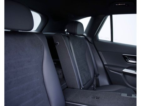 2026 Mercedes-Benz GLC - photo 30