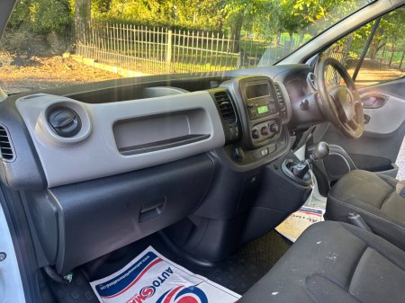 2016 Renault Trafic - photo 17