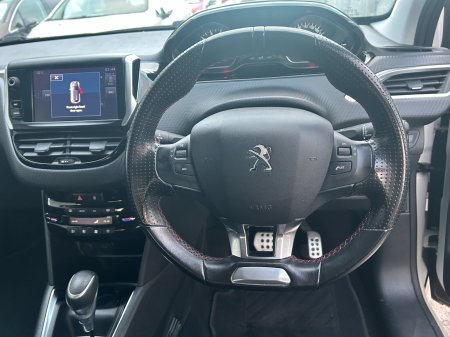 2017 Peugeot 208 - photo 10