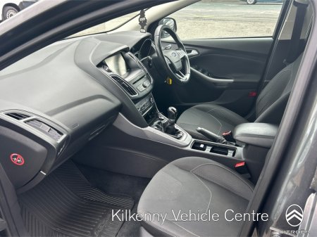 2016 Ford Focus - photo 9