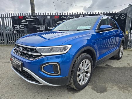 2024 Volkswagen T-Roc - photo 3