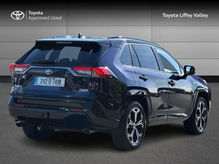 2024 Toyota RAV4 - photo 2
