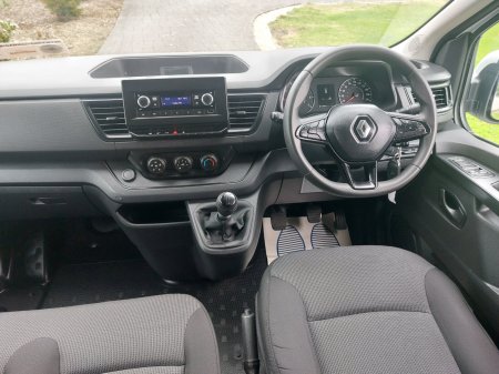 2023 Renault Trafic - photo 15