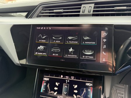 2021 Audi e-tron - photo 25