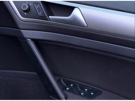 2018 Volkswagen Golf - photo 5
