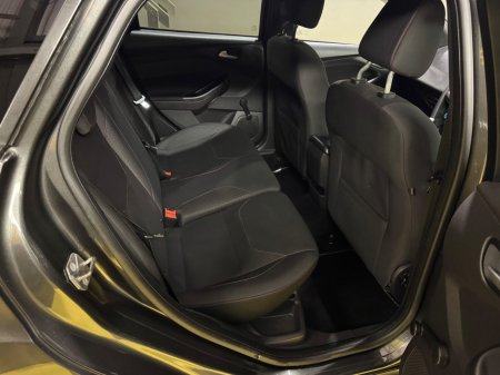 2017 Ford Focus - photo 10