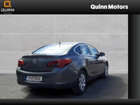 2017 Opel Astra - photo 4