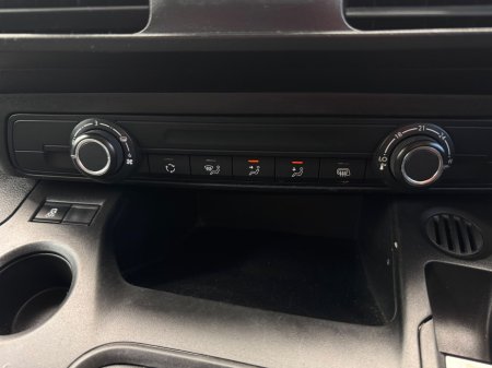 2020 Peugeot Partner - photo 17