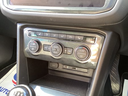 2018 Volkswagen Tiguan - photo 17
